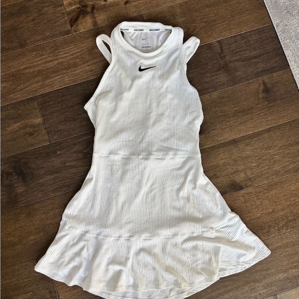 NIKE COURT SLAM WOMEN'S DRI-FIT TENNIS DRESS - Size M